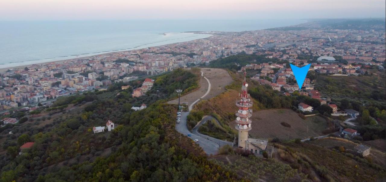 Taverna Del Colle, Tra Relax E Comfort Pescara Kültér fotó